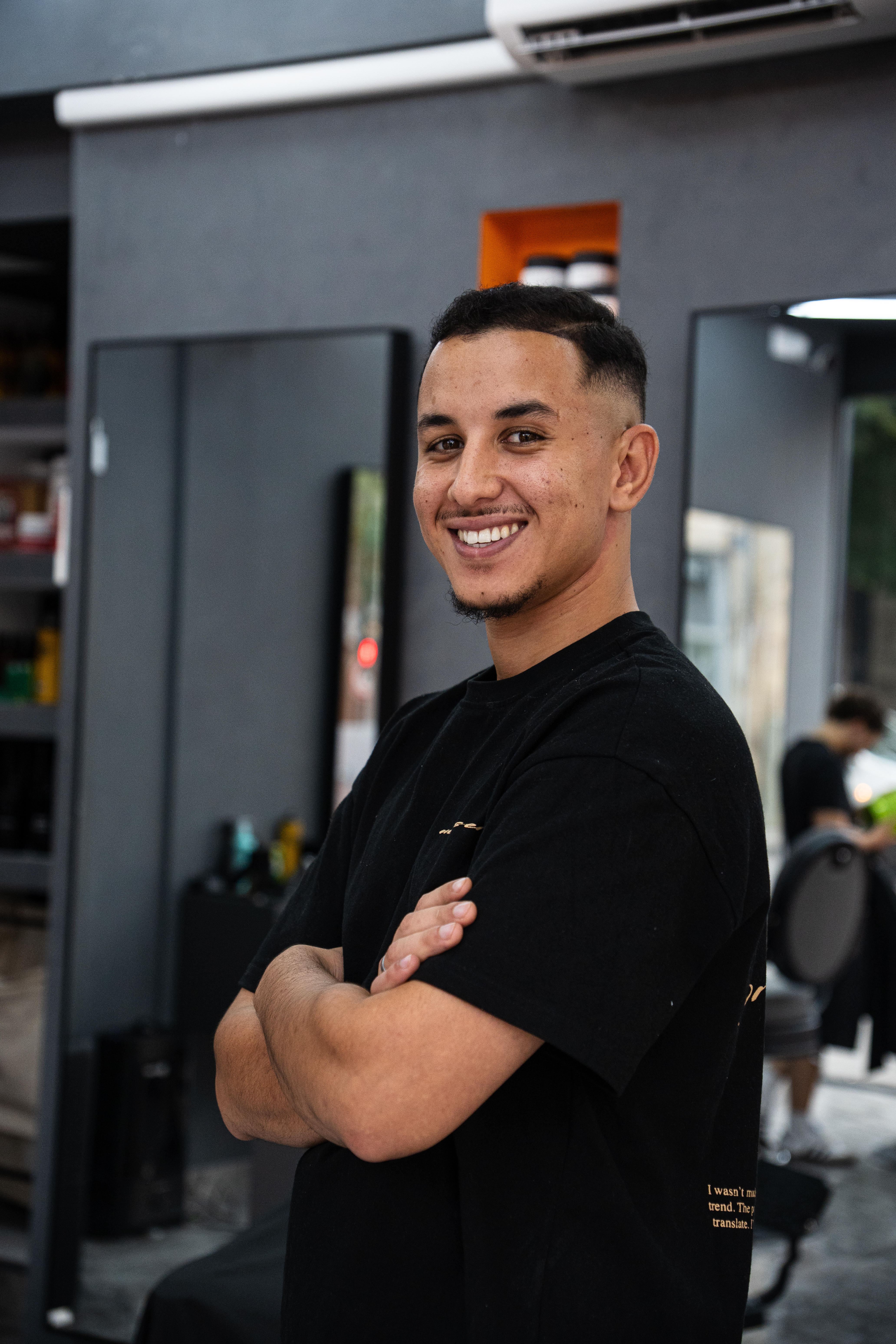 Portrait de Shadow, co-fondateur de SONIC Barbershop